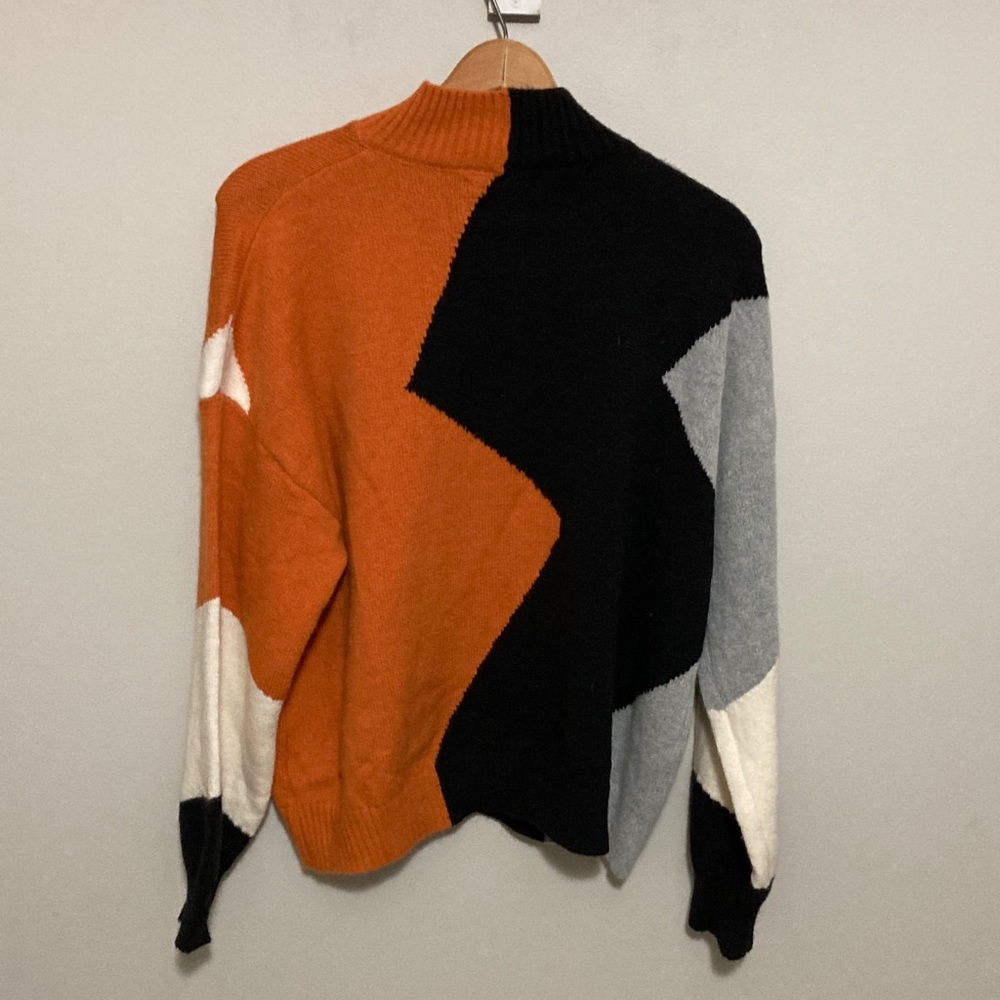 Annva Colorblock Sweater in Black, Orange, and Gray, Size Large, Fall Wardrobe - Picture 8 of 8